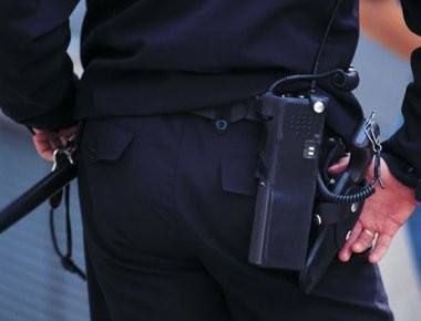 Έκλεψαν το υπηρεσιακό όπλο του αστυνομικού φρουρού του Κωστή Χατζηδάκη